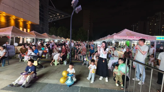 今夜华强广场人声鼎沸！明晚“中医夜市+爱心献血”双活动同步开启，热闹再续！