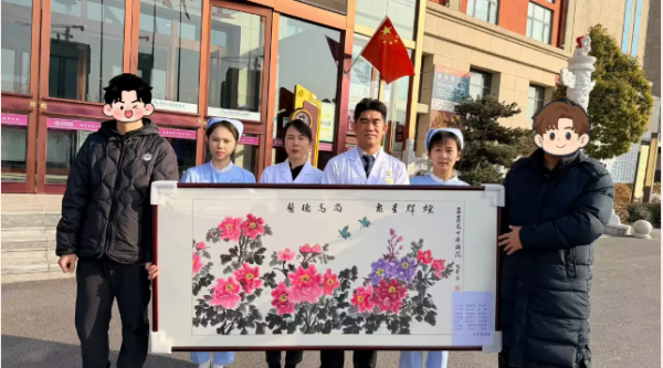 一面牌匾背后，是跨越科室的“生命接力”