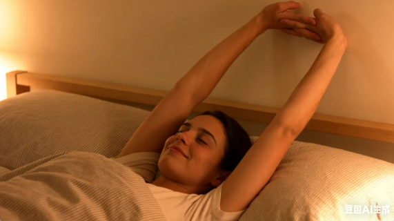睡觉总爱把手举过头顶？小心，这个“舒服”的姿势正在伤害你