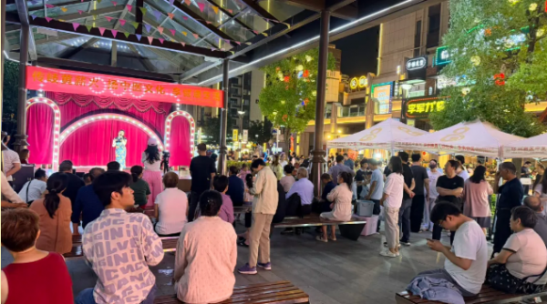脆皮打工人集合！高新这个夜市不卖烤串卖把脉，专家：建议这边把“班味”先戒一下